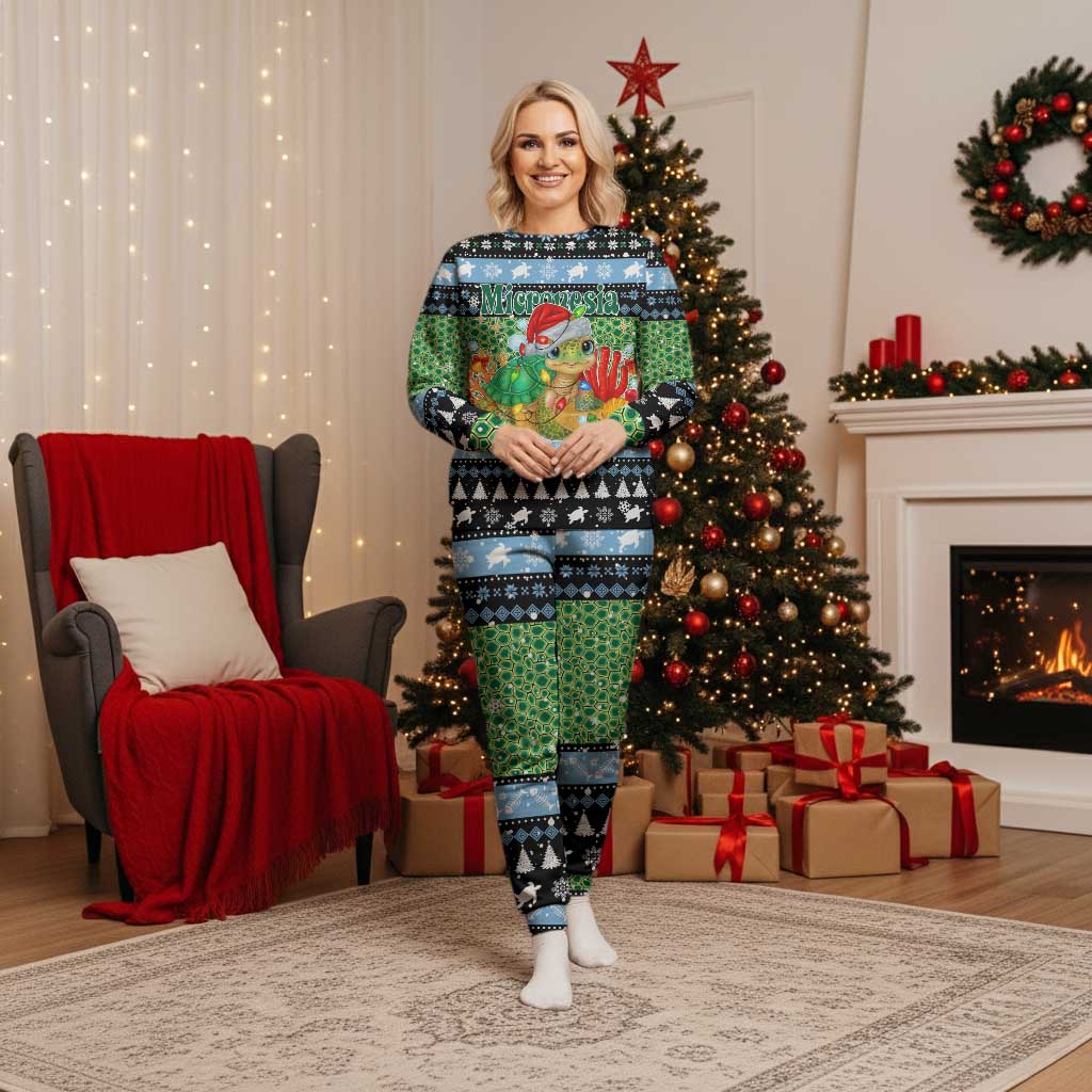 Micronesia Christmas Pajama Set with Santa Turtle Coral Reef and Holiday Ocean Pattern TS04 Women Black Green - Polynesian Pride
