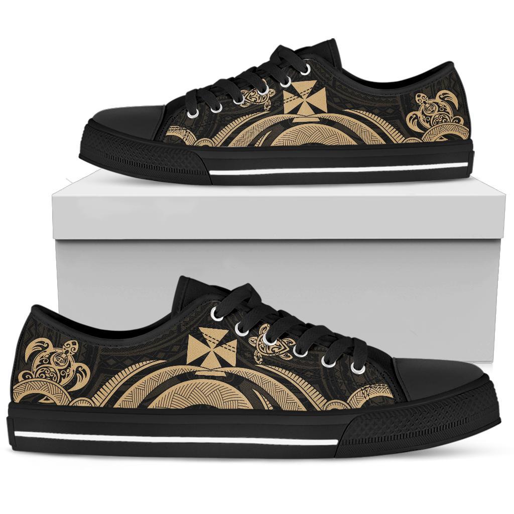 Wallis and Futuna Low Top Canvas Shoes - Gold Tentacle Turtle - Polynesian Pride