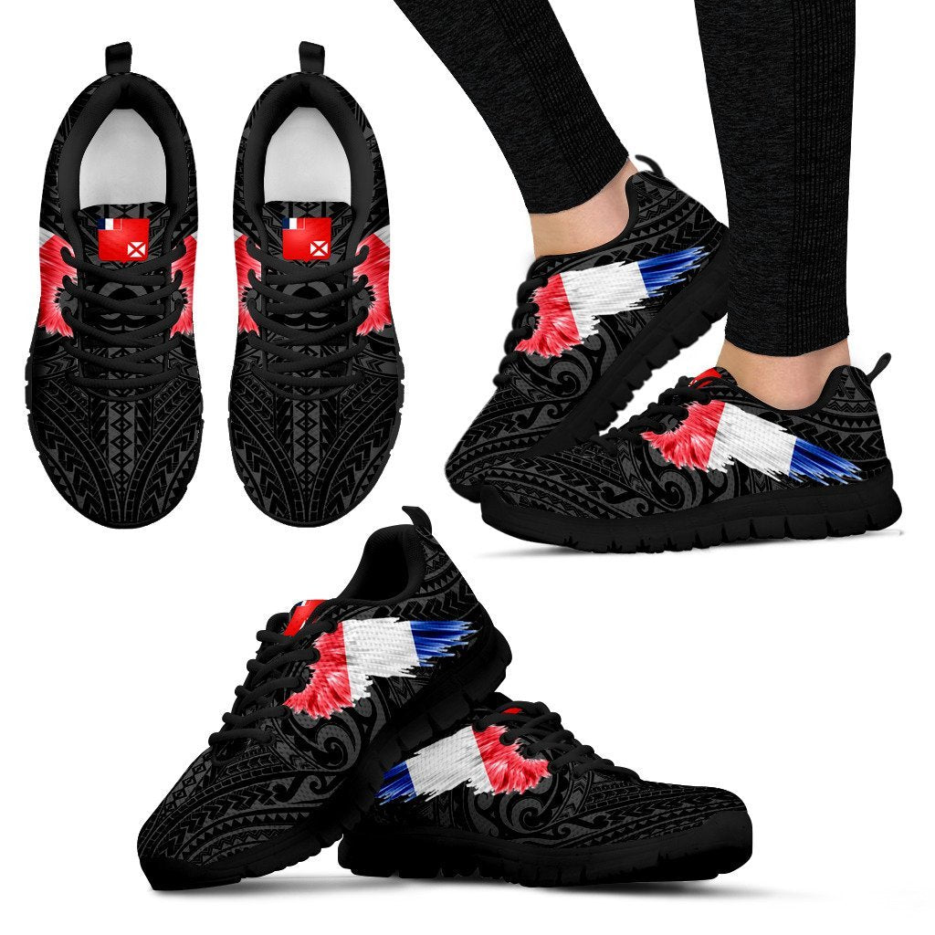 Wallis and Futuna Sneakers - Wallis and Futuna Coat Of Arms & Flag Wing - A8 Unisex Black - Polynesian Pride