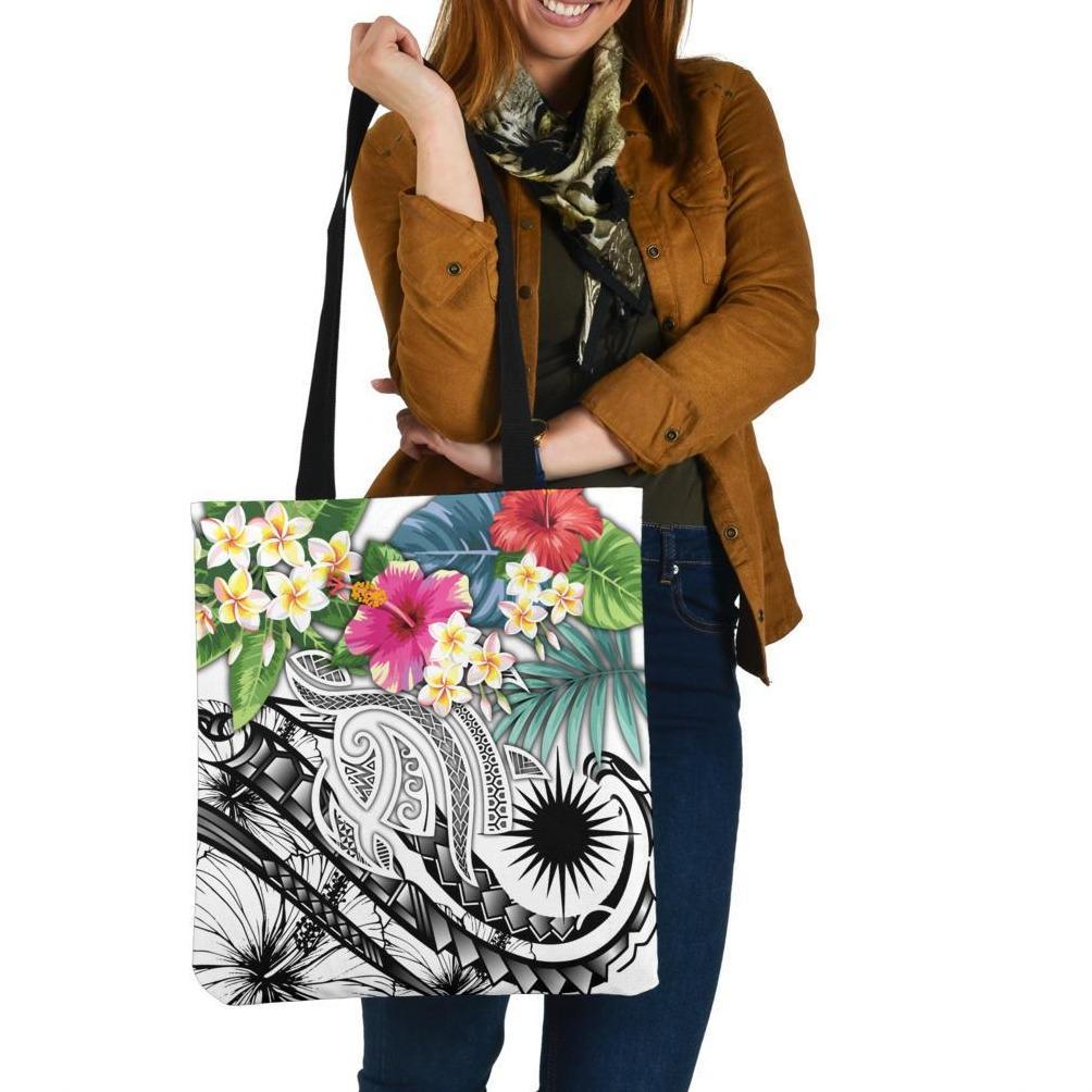 Marshall Islands Polynesian Tote Bags - Summer Plumeria (White) Tote Bag One Size White - Polynesian Pride