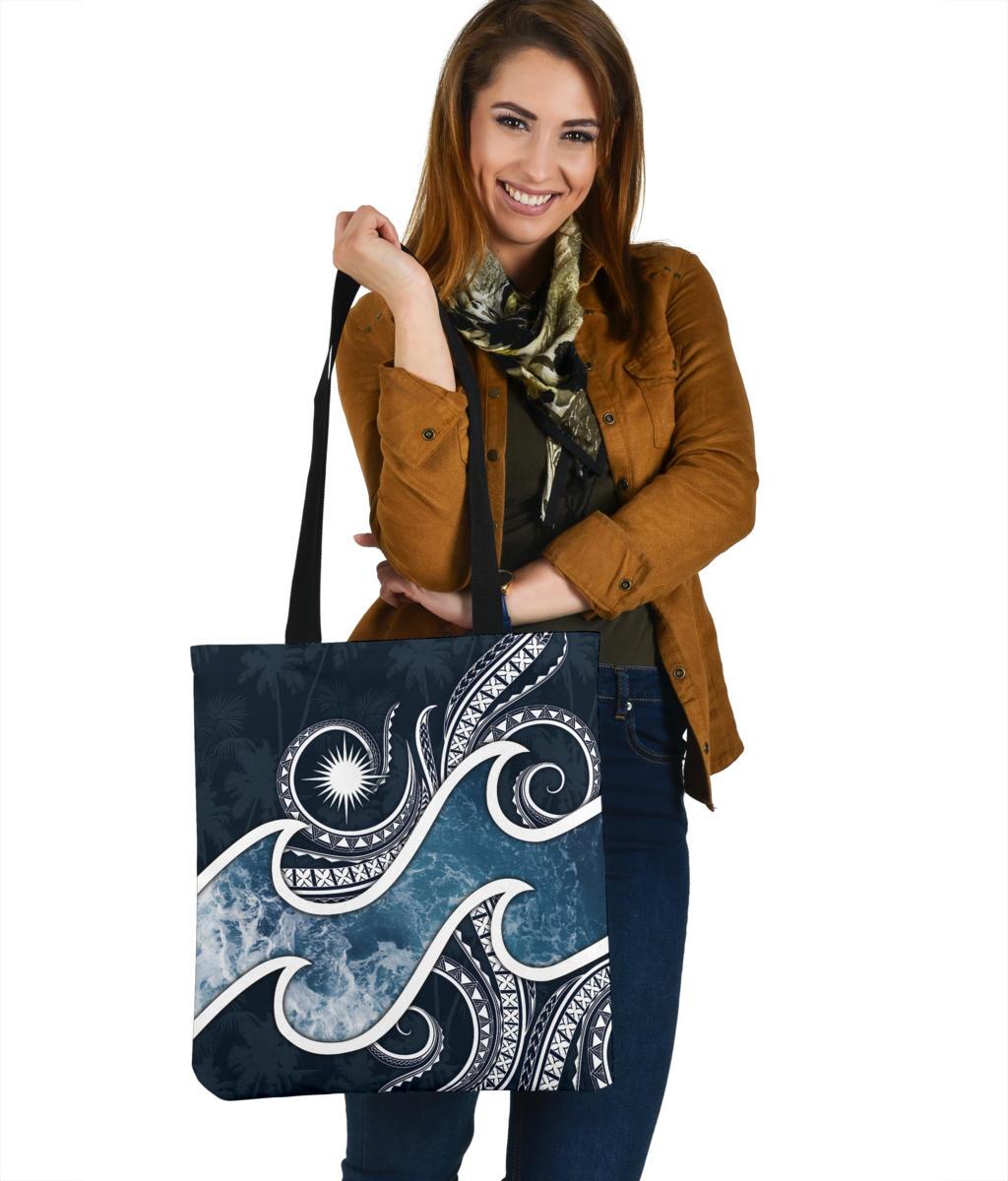 Marshall Islands Polynesian Tote Bag - Ocean Style Tote Bag One Size Blue - Polynesian Pride