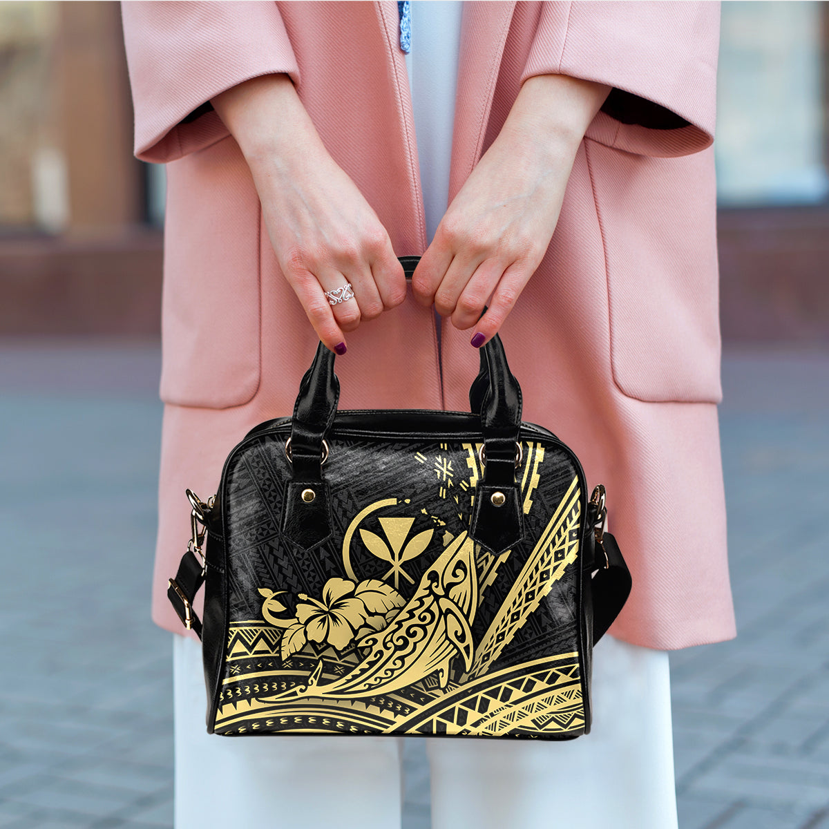 Hawaii Humpback Whale With Hibiscus Tribal Gold Shoulder Handbag - LT12 - Polynesian Pride