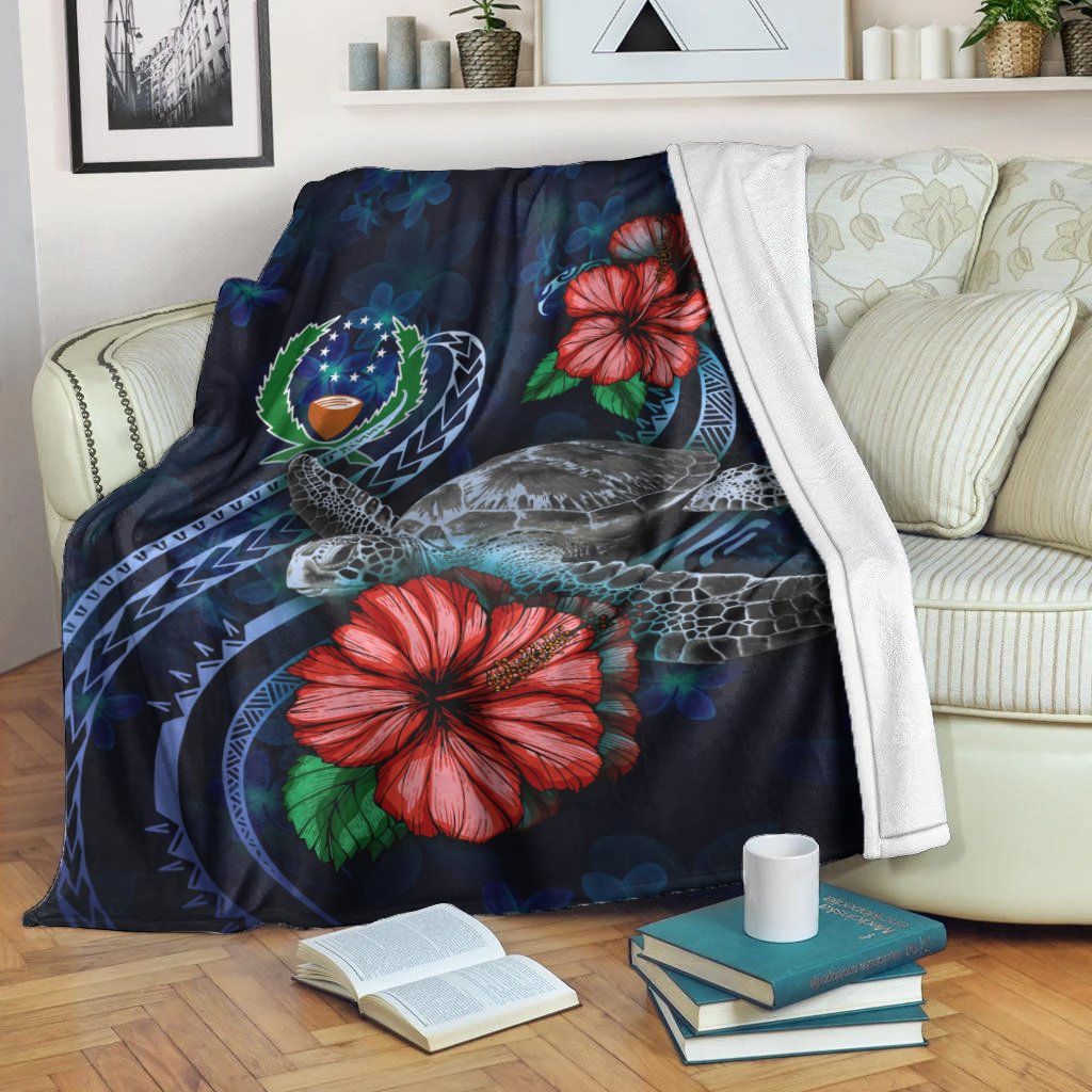 Pohnpei Polynesian Premium Blanket - Blue Turtle Hibiscus White - Polynesian Pride