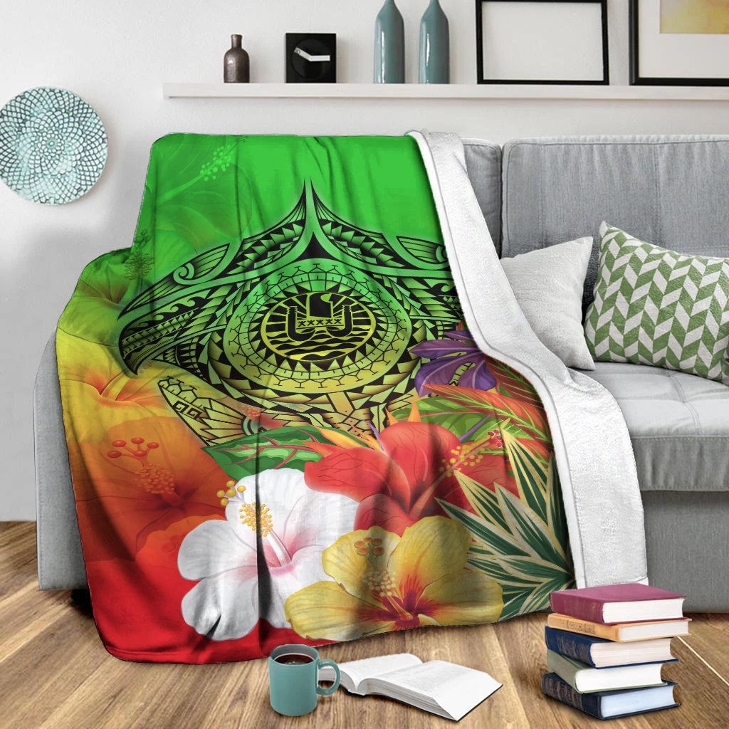 Tahiti Premium Blanket - Manta Ray Tropical Flowers (Green) White - Polynesian Pride