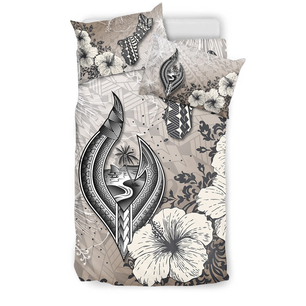 Guam Bedding Set - Vintage Luxury Floral Style - Polynesian Pride