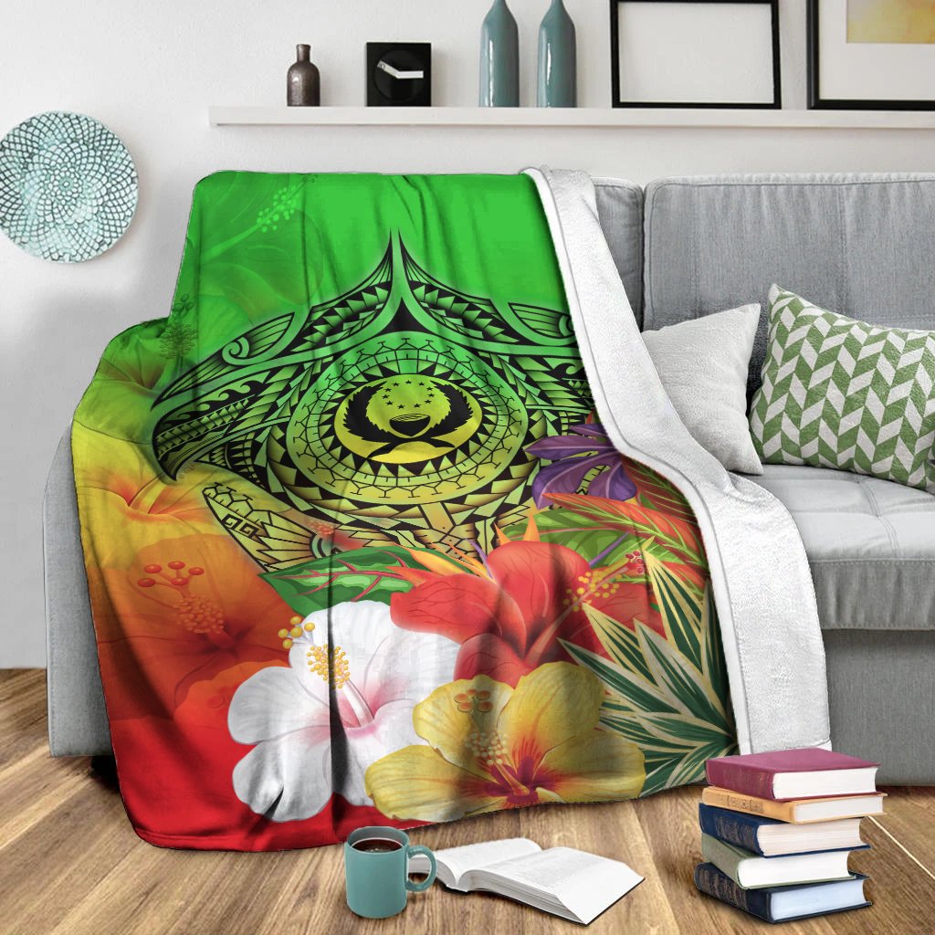 Pohnpei Premium Blanket - Manta Ray Tropical Flowers (Green) White - Polynesian Pride