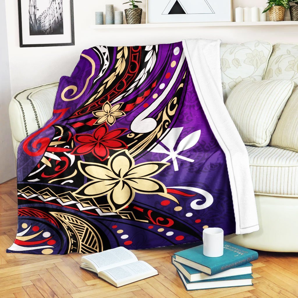 Hawaii Kanaka Maoli Premium Blanket - Tribal Flower With Special Turtles Purple Color White - Polynesian Pride
