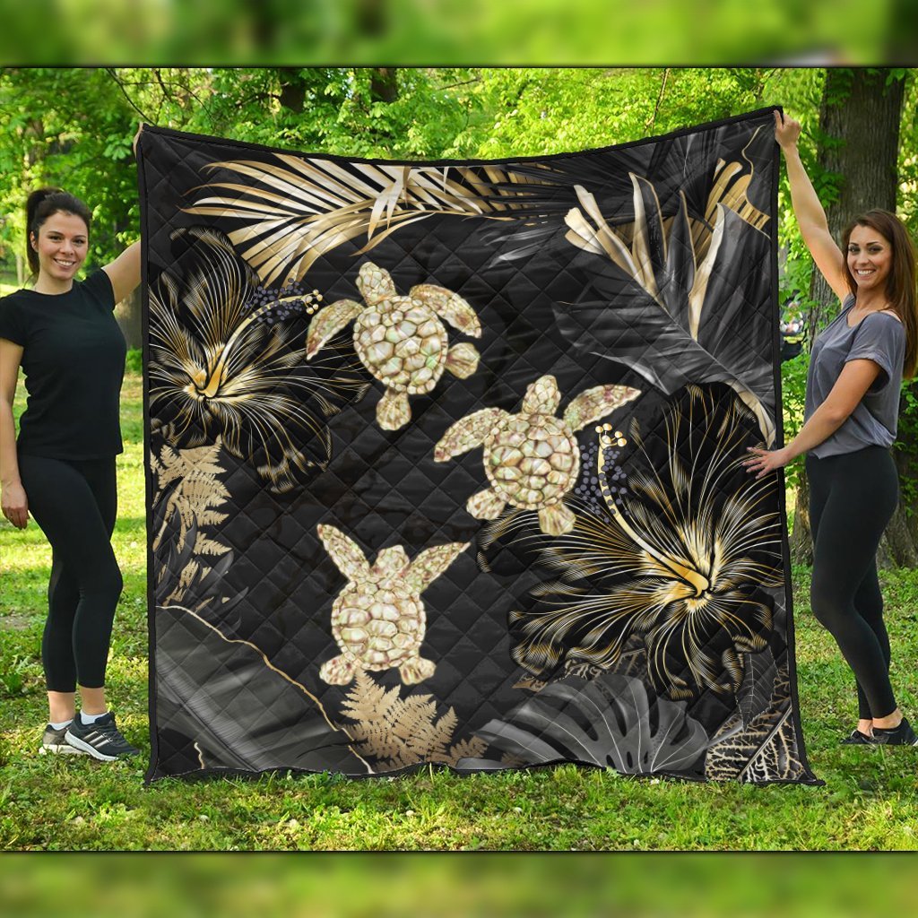 Hawaiian - Golden Tropical Turtle Premium Quilts AH Black - Polynesian Pride