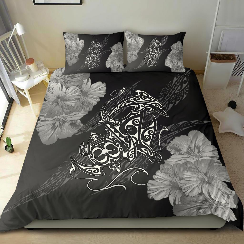 Hawaiian Hibiscus Dolphin Manta Ray Turtle Polynesian Bedding Set Waves - Polynesian Pride