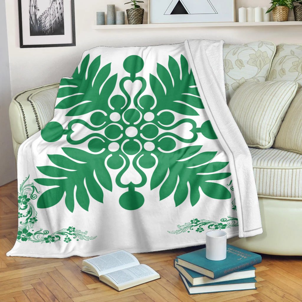 Hawaiian Quilt Maui Plant And Hibiscus Premium Blanket - Green White - AH White - Polynesian Pride