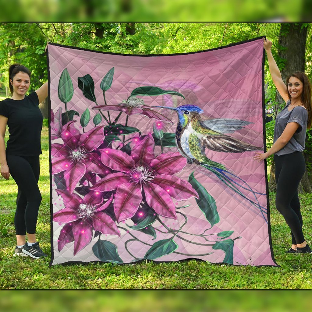 Hawaii Clematis Humming Bird Premium Quilts - AH Black - Polynesian Pride