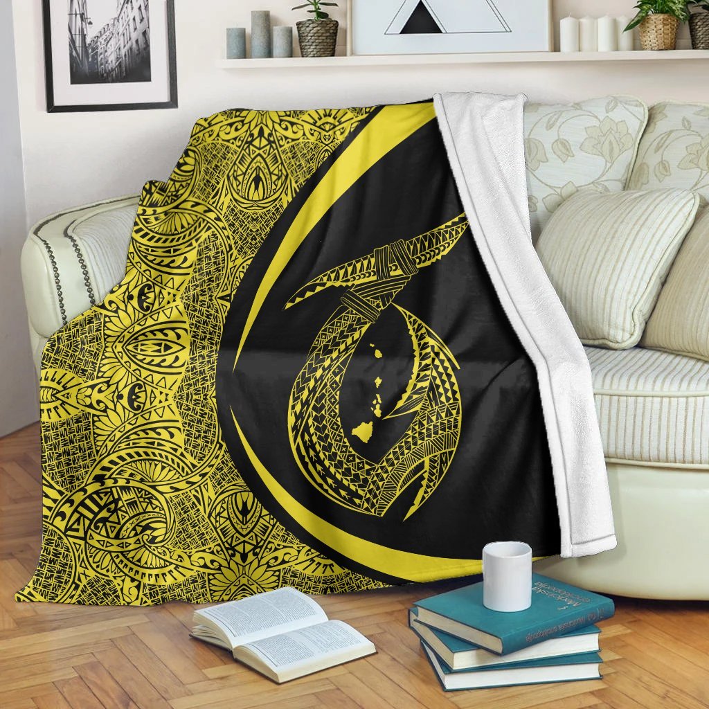 Hawaii Fish Hook Polynesian Premium Blankets - Circle Style Yellow - AH White - Polynesian Pride