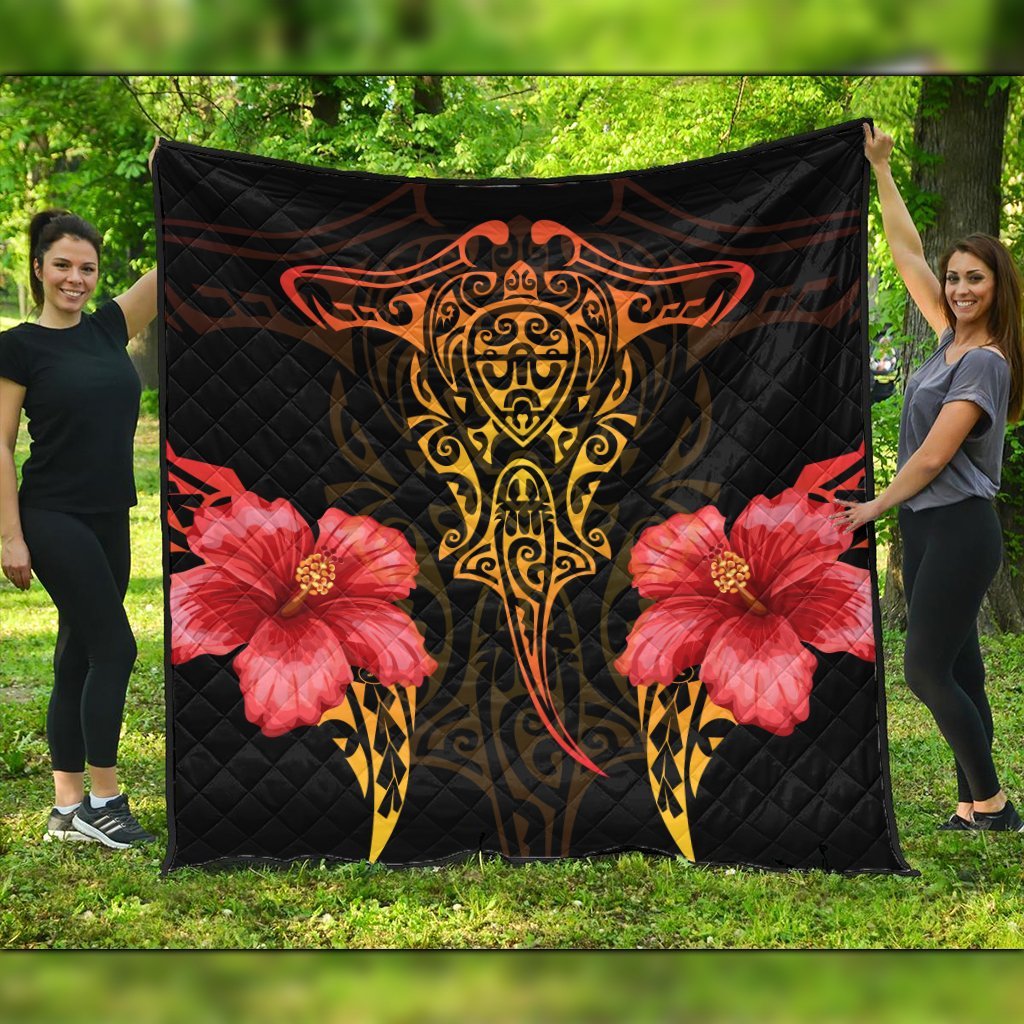 Hawaii Polynesian Hibiscus Animal Premium Quilts - AH Black - Polynesian Pride