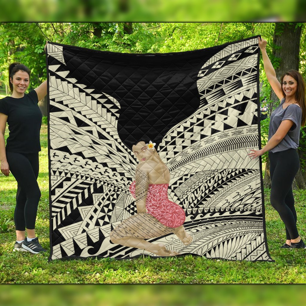 Hawaii Polynesian Hula Girl Wearing Plumeria Premium Quilts - AH Black - Polynesian Pride