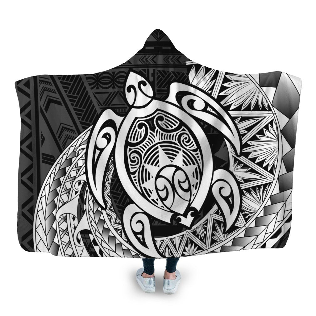 Hawaii Polynesian Turtle Hooded Blanket - White - AH Hooded Blanket White - Polynesian Pride