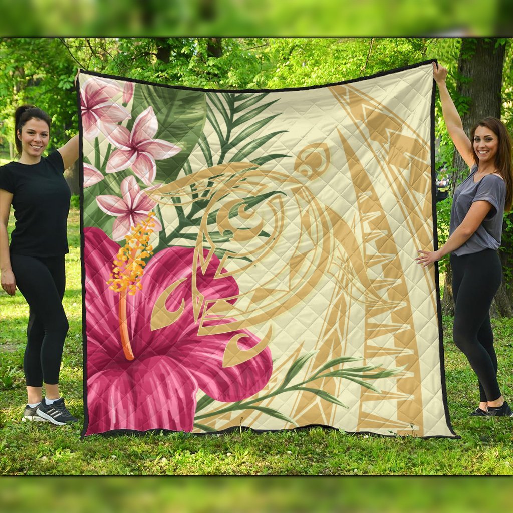 Hawaii Polynesian Turtle Tropical Hibiscus Plumeria Premium Quilts - Beige - AH Black - Polynesian Pride