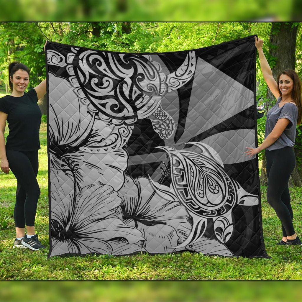 Hawaii Turtle Premium Quilts Polynesian Hibiscus Art Ver 2.0 Gray - AH Black - Polynesian Pride