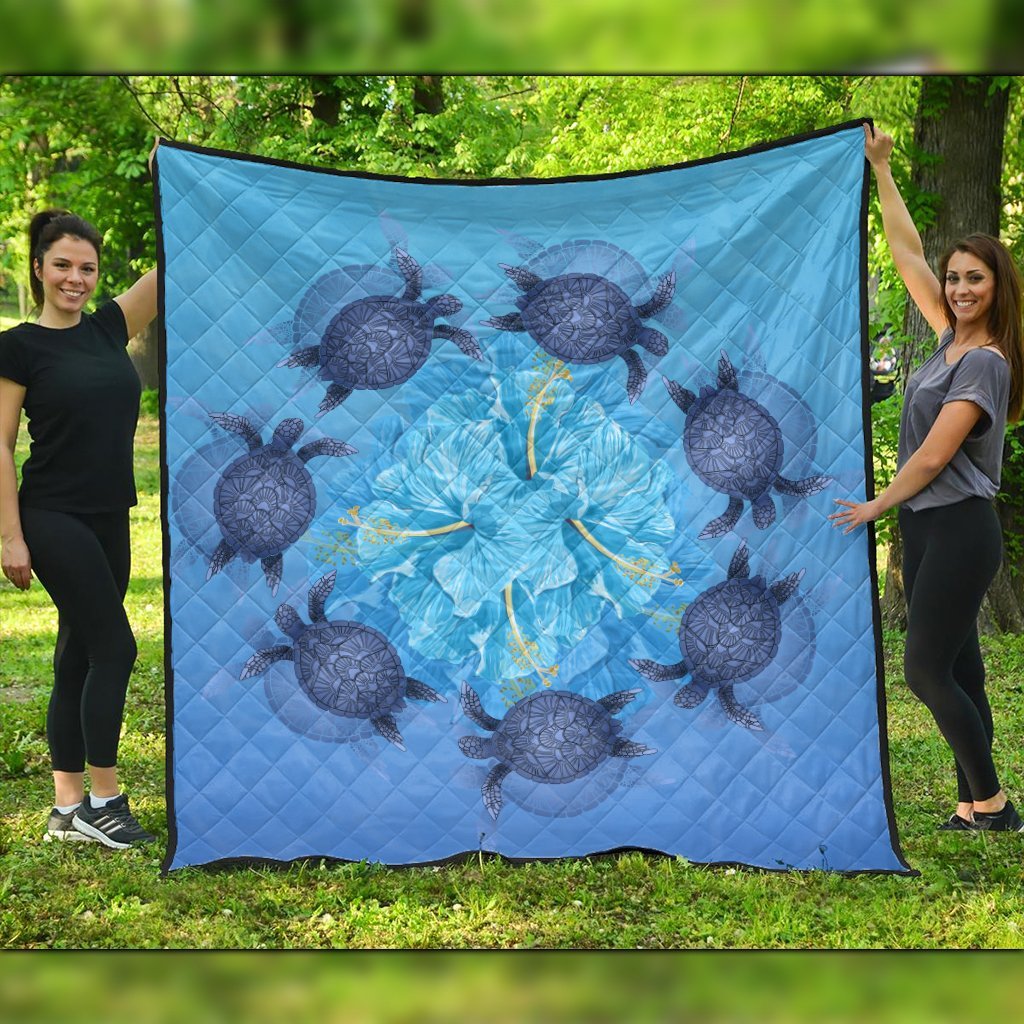 Hawaii Turtle Hibiscus Blue Premium Quilts - AH Black - Polynesian Pride