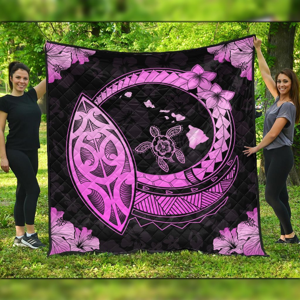 Hawaii Turtle Hibiscus Map Polynesian Premium Quilts Pink - AH Black - Polynesian Pride