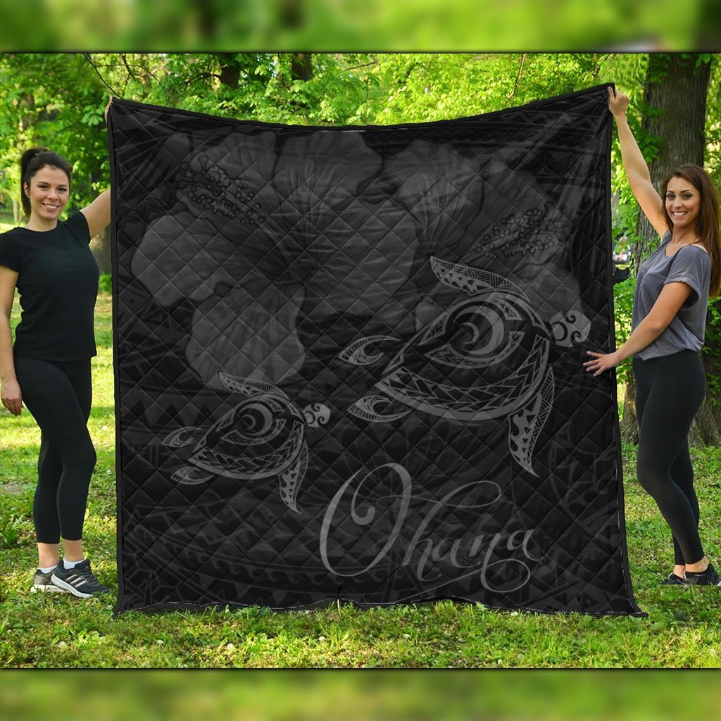 Hawaii Turtle Ohana Hibiscus Poly Premium Quilts - Gray - AH Black - Polynesian Pride