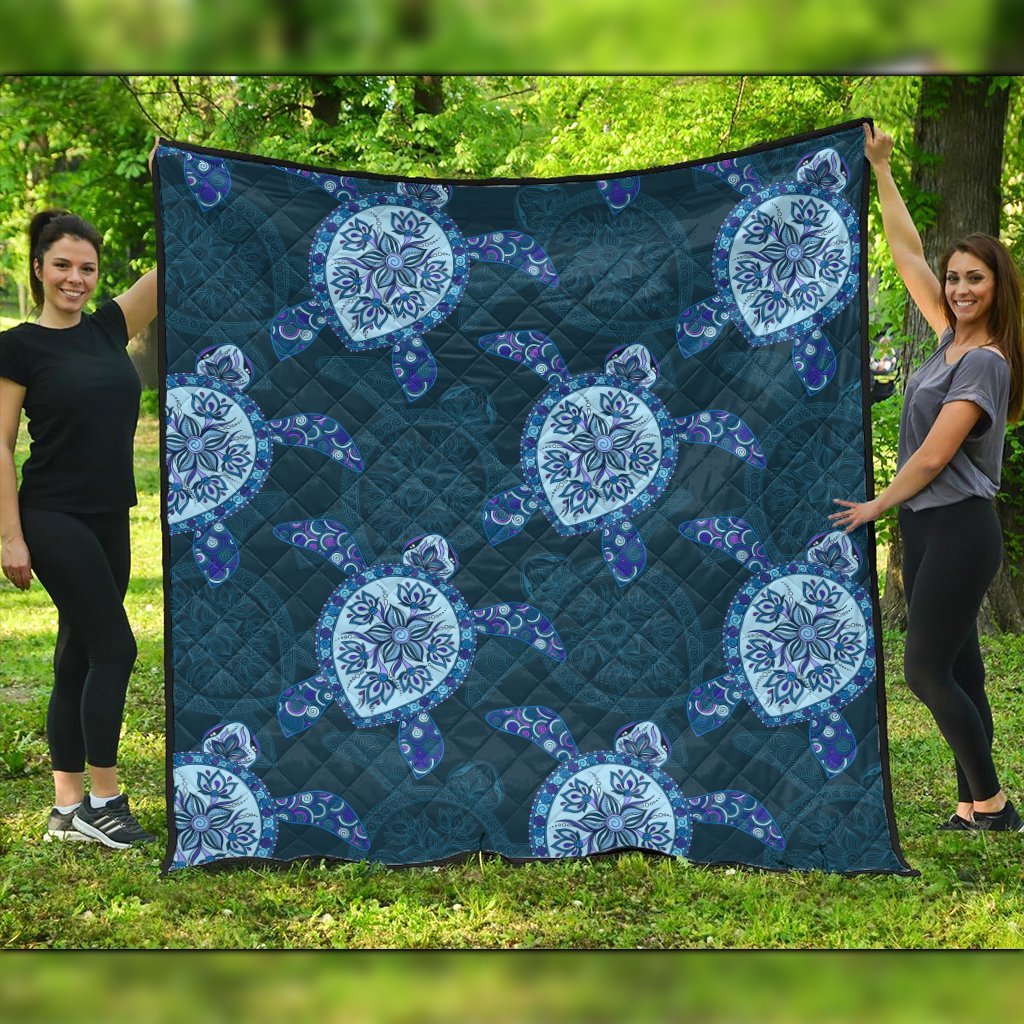 Hawaii Turtle Plumeria Blue Premium Quilts - AH Black - Polynesian Pride