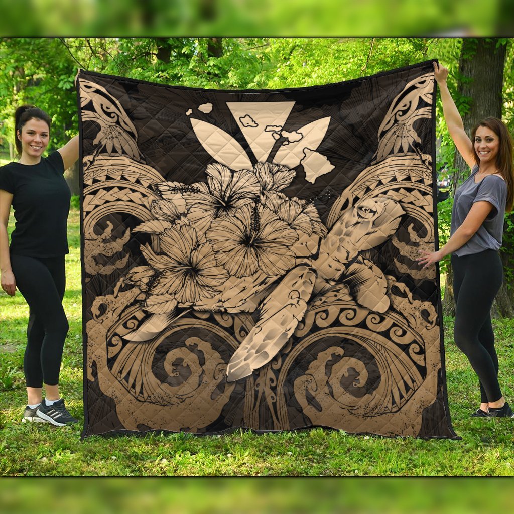 Hawaii Turtle Wave Polynesian Premium Quilts - Hey Style Gold - AH Black - Polynesian Pride