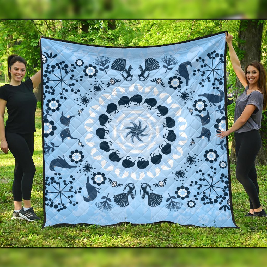 Hawaii Underwater Pattern Premium Quilts - AH Black - Polynesian Pride