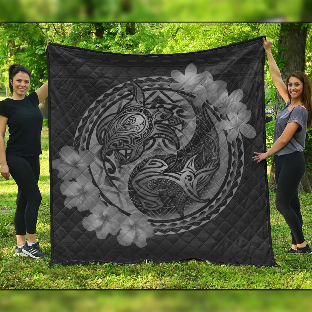 Hawaii Yin Yang Turtle Shark Hibiscus Plumeria Premium Quilts - Gray - AH Black - Polynesian Pride