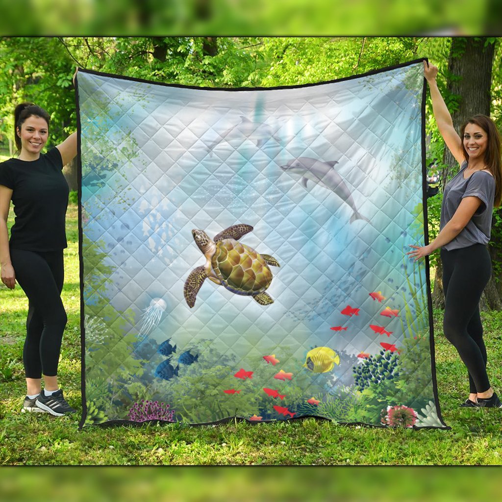 Hawaiian Animal In The Ocean Polynesian Premium Quilts - AH Black - Polynesian Pride