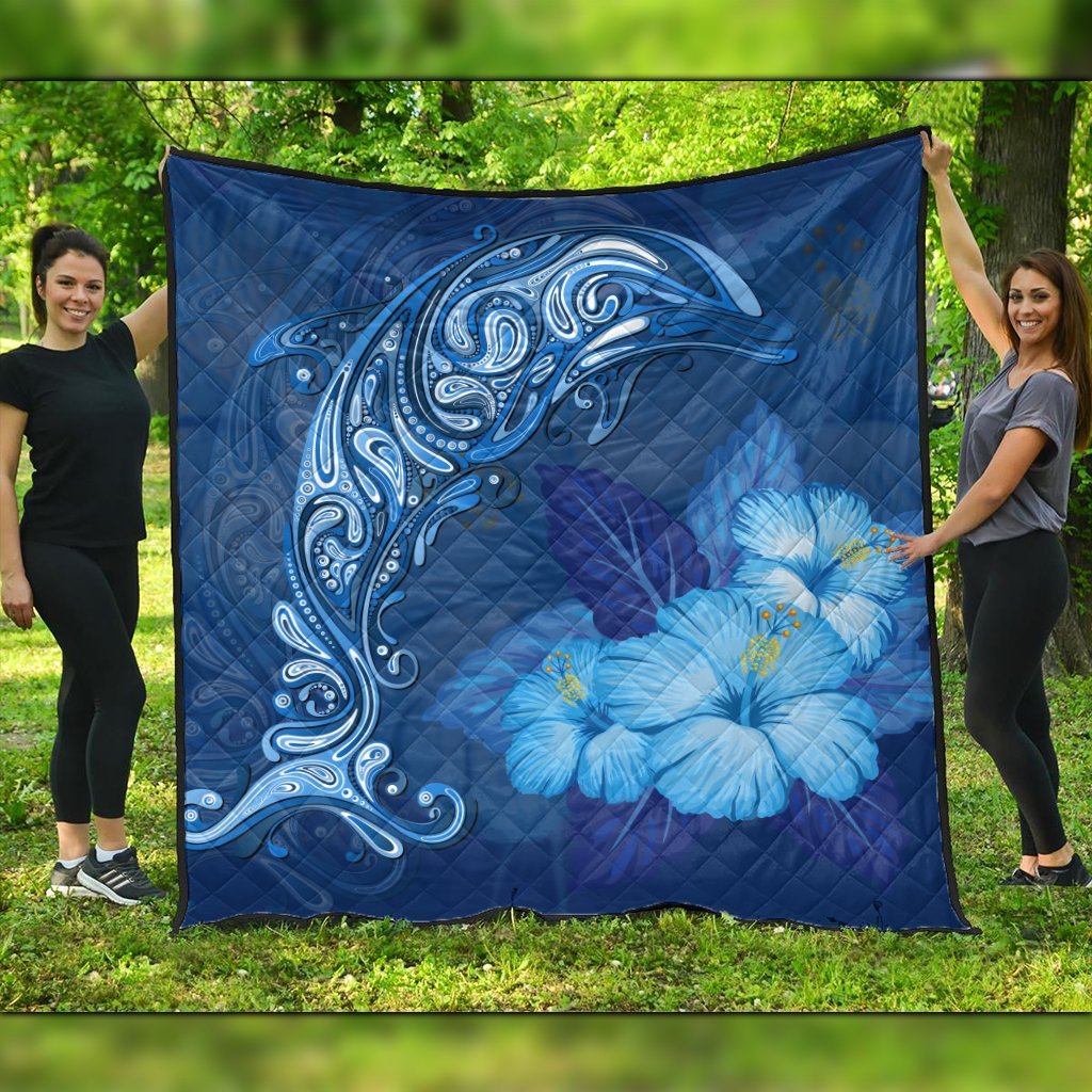 Hawaiian Dolphin Hibiscus Tropic Blue Polynesian Premium Quilts - AH Black - Polynesian Pride