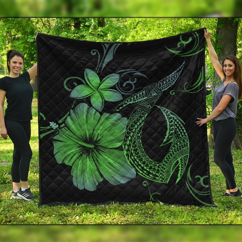 Hawaiian Fish Hook Hibiscus Plumeria Polynesian Premium Quilts - Green - AH Black - Polynesian Pride