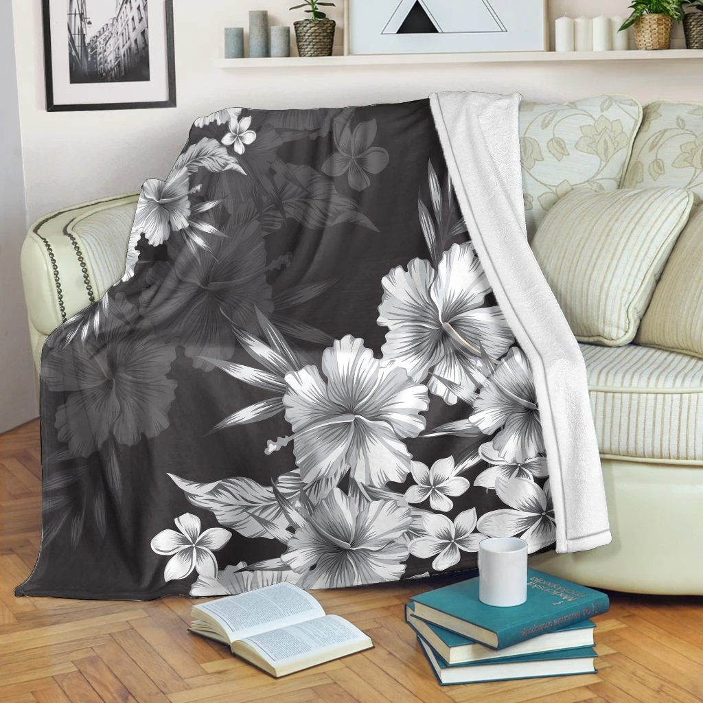 Hawaiian Hibiscus Black And White Polynesian Premium Blankets - AH White - Polynesian Pride