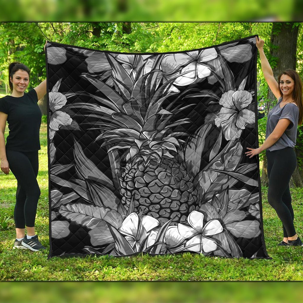 Hawaiian Hibiscus Plumeria And Pineapple Polynesian Premium Quilts - AH Black - Polynesian Pride