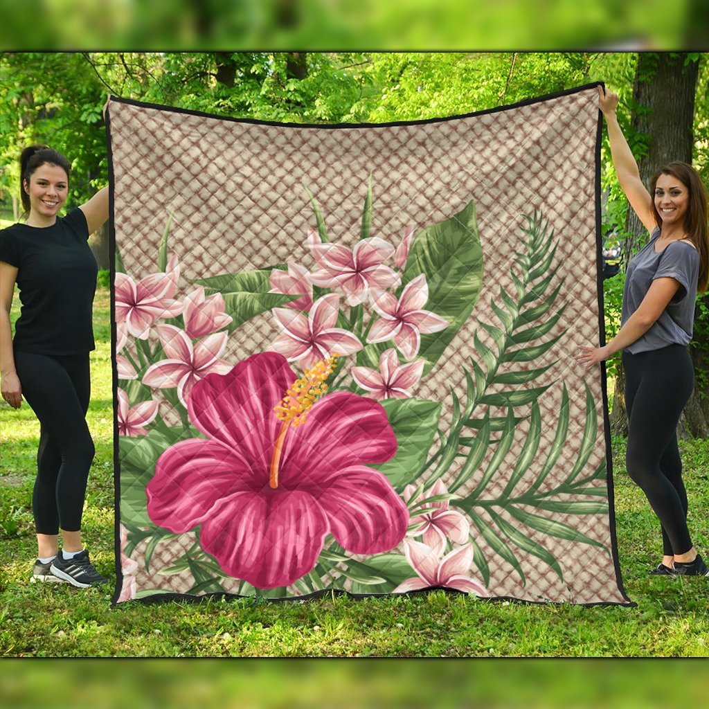 Hawaiian Hibiscus Plumeria Palm Leaves Lauhala Background Polynesian Premium Quilts - AH Black - Polynesian Pride