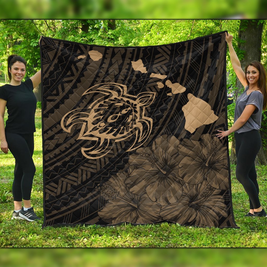 Hawaiian Hibiscus Sea Turtle Swim Polynesian Premium Quilts - Gold - AH Black - Polynesian Pride