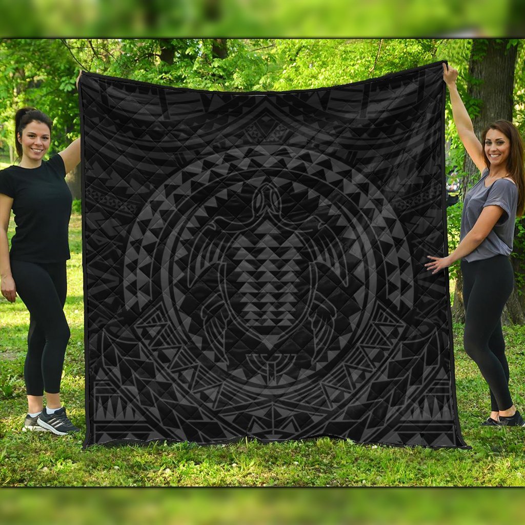 Hawaiian Kakau Honu Arc Polynesian Gray Premium Quilts - AH Black - Polynesian Pride