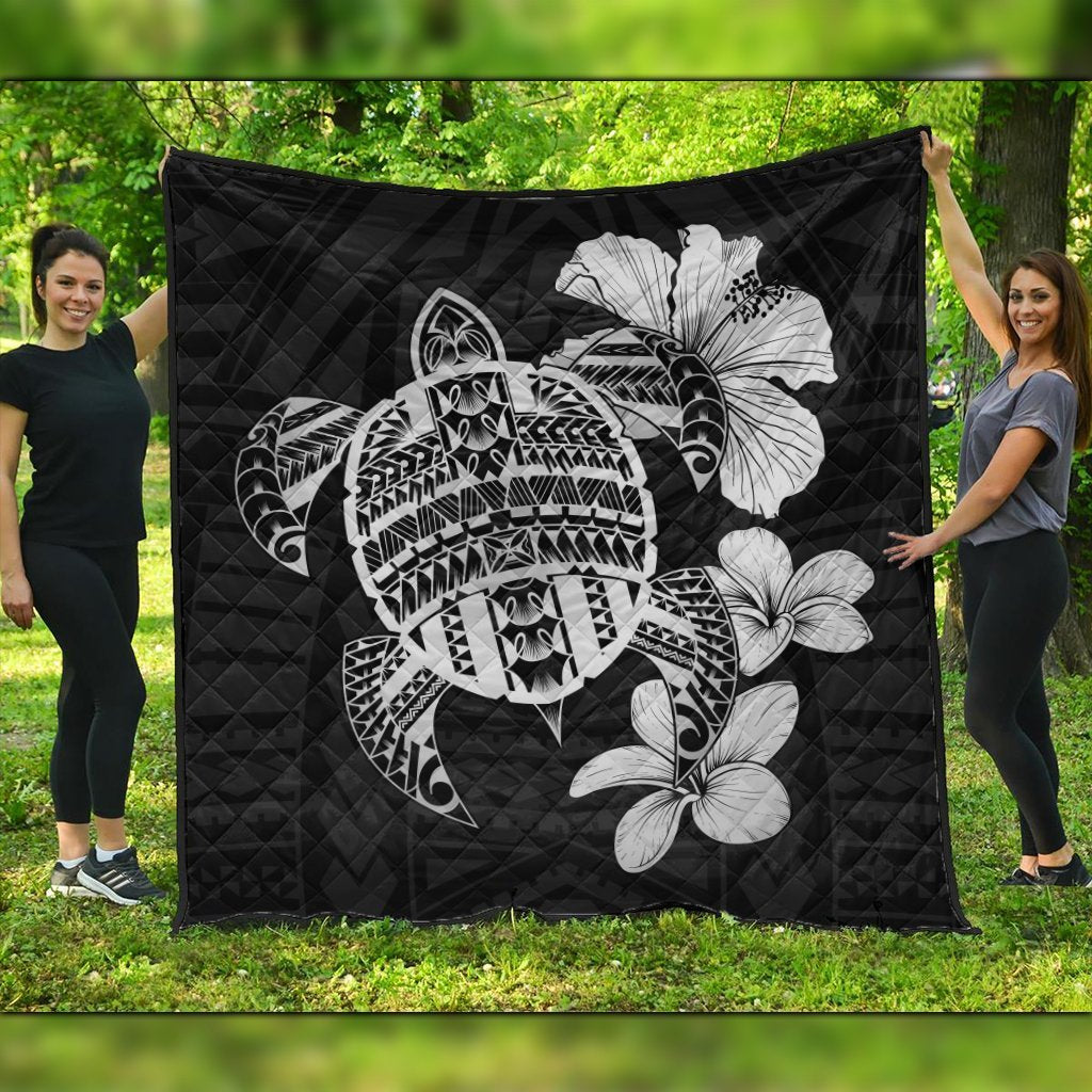 Hawaiian Kanaka Hibiscus Plumeria Mix Polynesian Turtle Premium Quilts - Gray - AH Black - Polynesian Pride