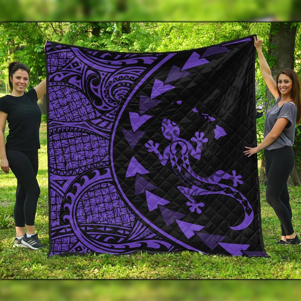 Hawaiian Map Gecko Tattoo Kakau Polynesian Premium Quilts Purple AH Black - Polynesian Pride