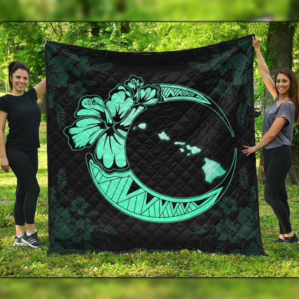 Hawaiian Map Hibiscus Turtle Polynesian Moon Premium Quilts Turquoise - AH Black - Polynesian Pride