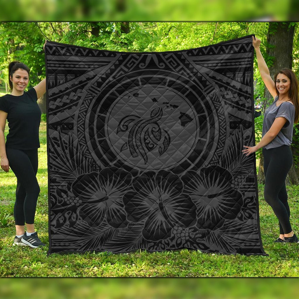 Hawaiian Map Honu Hibiscus Tropic Gray Polynesian Premium Quilts - AH Black - Polynesian Pride