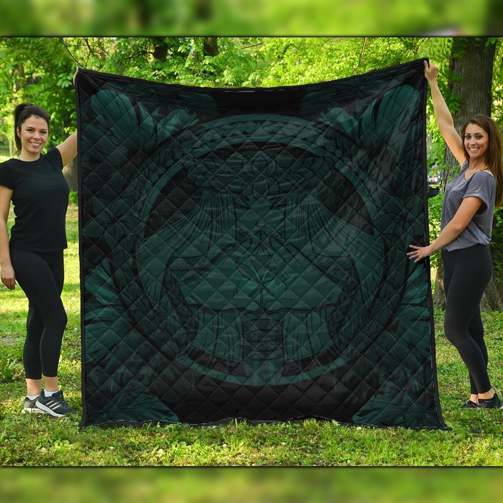 Hawaiian Map Madame Pele Polynesian Premium Quilts Dark Green AH Black - Polynesian Pride