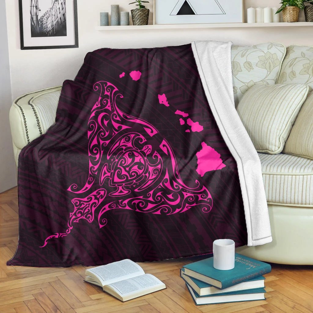 Hawaiian Map Manta Ray Pink Polynesian Premium Blankets - AH White - Polynesian Pride