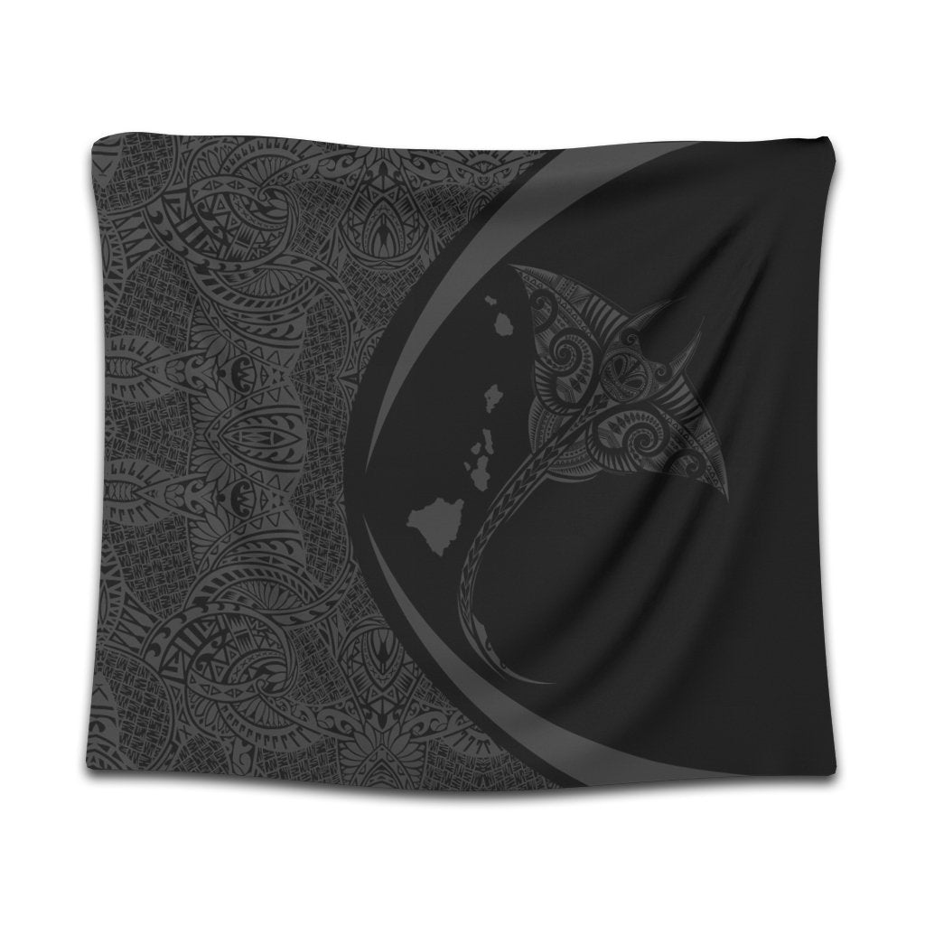 Hawaiian Map Manta Ray Polynesian Tapestry - Gray - Circle Style - AH Wall Tapestry Black - Polynesian Pride