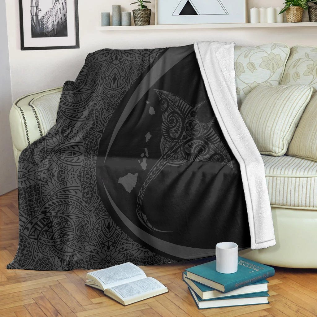 Hawaiian Map Manta Ray Polynesian Premium Blankets - Gray - Circle Style - AH White - Polynesian Pride