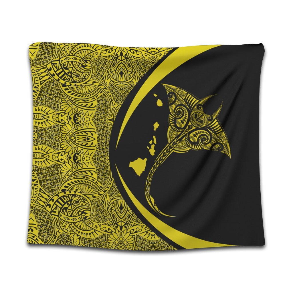 Hawaiian Map Manta Ray Polynesian Tapestry - Yellow - Circle Style - AH Wall Tapestry Black - Polynesian Pride