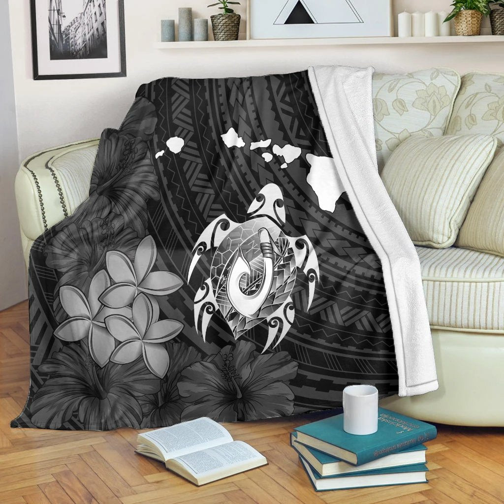 Hawaiian Map Turtle Plumeria Hibiscus Fish Hook Polynesian Premium Blankets - AH White - Polynesian Pride