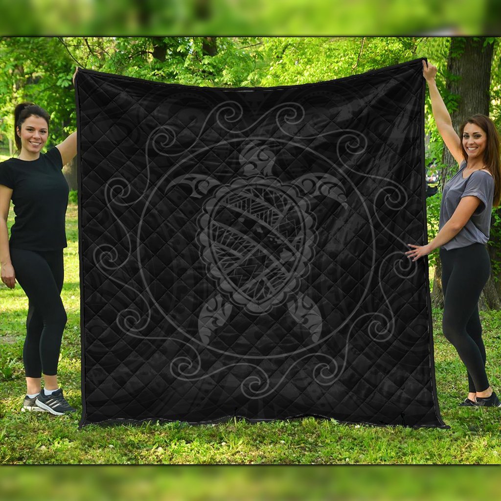 Hawaiian Map Turtle Wave Polynesian Premium Quilts Gray - AH Black - Polynesian Pride