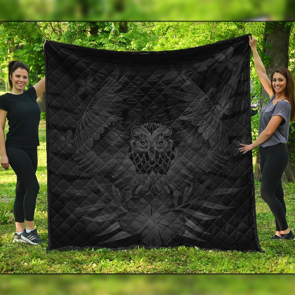 Hawaiian Owl Hibiscus Plumeria Polynesian Premium Quilts - Gray - AH Black - Polynesian Pride