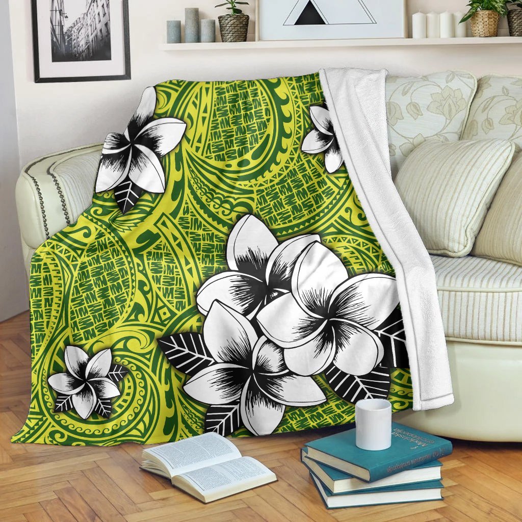 Hawaiian Plumeria Tribe Yellow Green Polynesian Premium Blankets AH White - Polynesian Pride