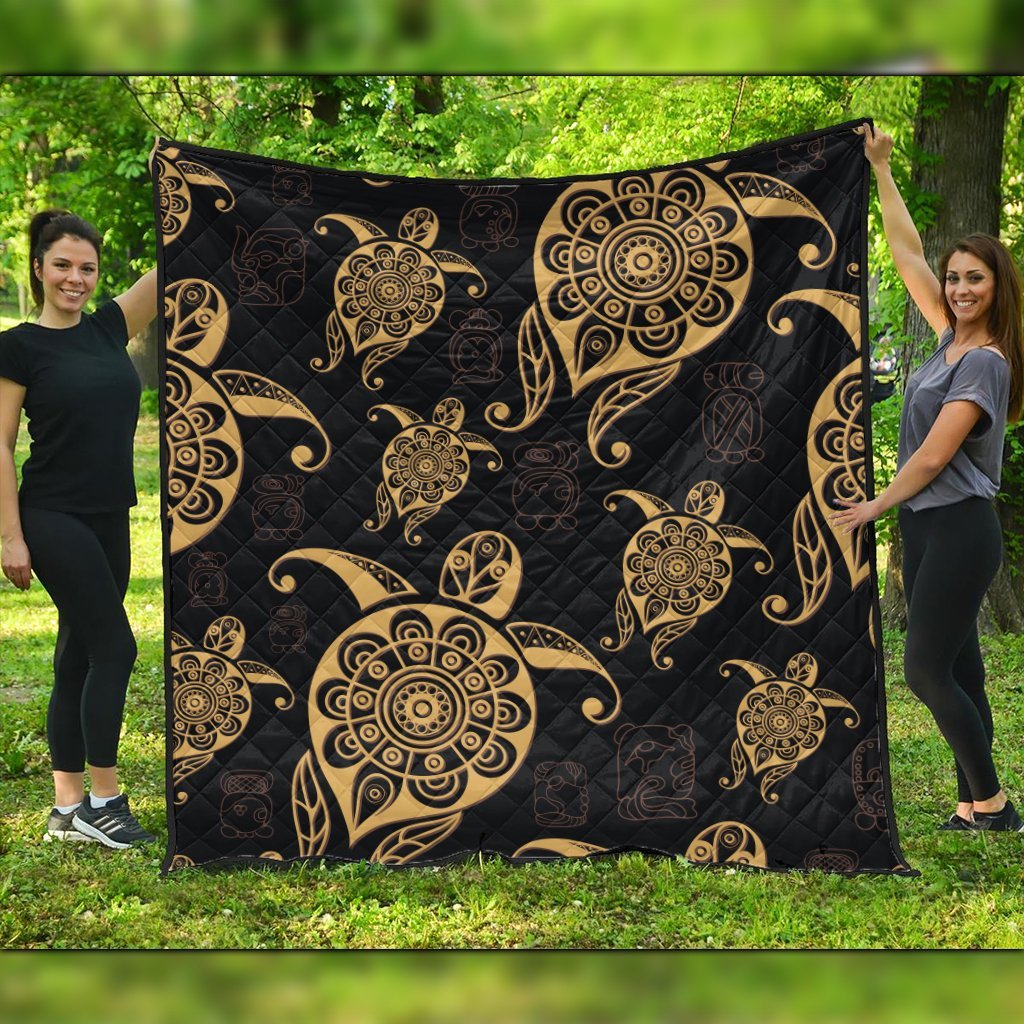 Hawaiian Turtle Pattern Golden Premium Quilts - AH Black - Polynesian Pride